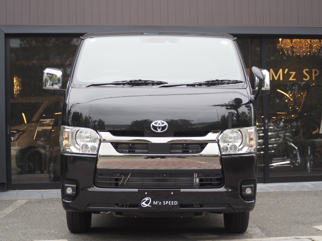 トヨタ:ハイエースバン(標準ボディ)