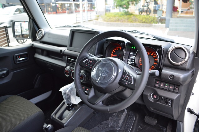 スズキ:ジムニーノマド