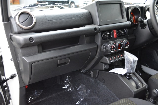 スズキ:ジムニーノマド