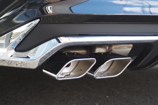 トヨタ:ハリアー