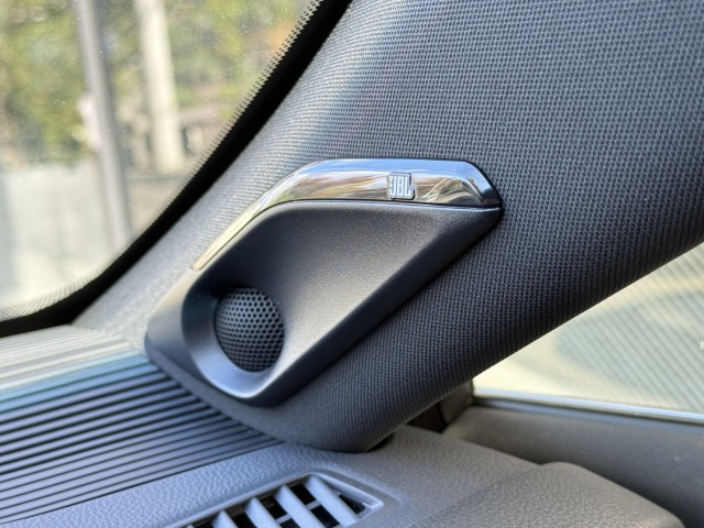 トヨタ:ハリアー