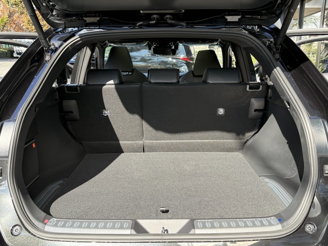 トヨタ:ハリアー