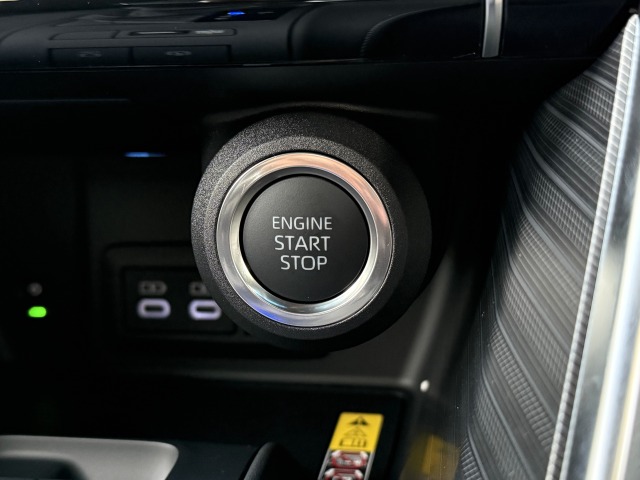 トヨタ:ハリアー