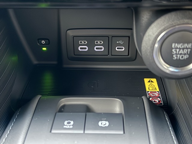 トヨタ:ハリアー