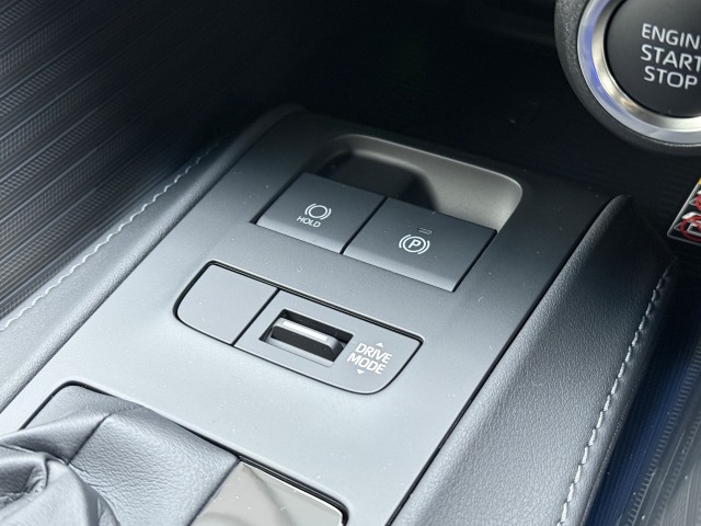 トヨタ:ハリアー