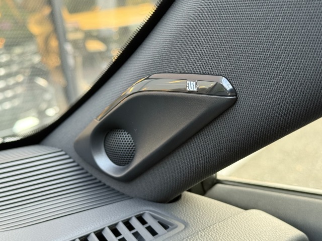 トヨタ:ハリアー