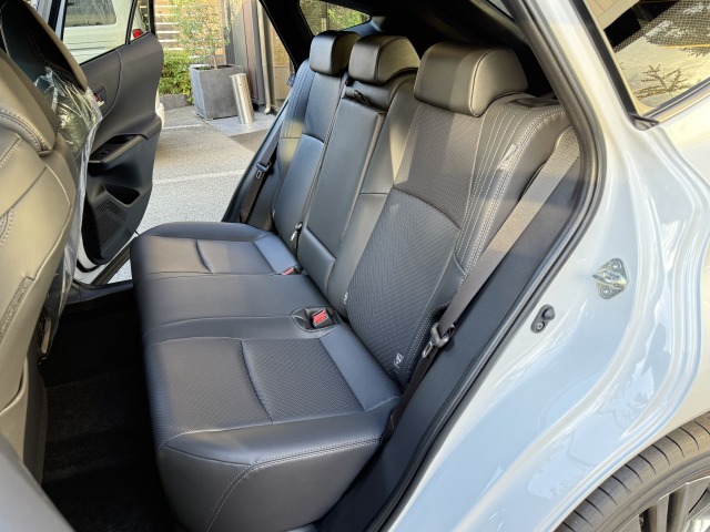 トヨタ:ハリアー