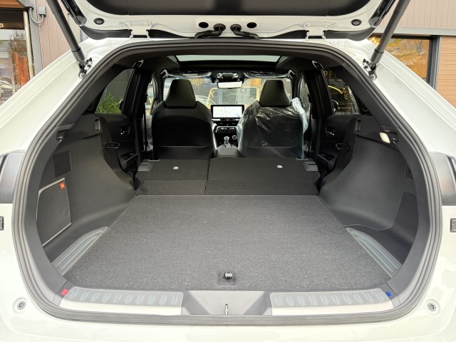 トヨタ:ハリアー