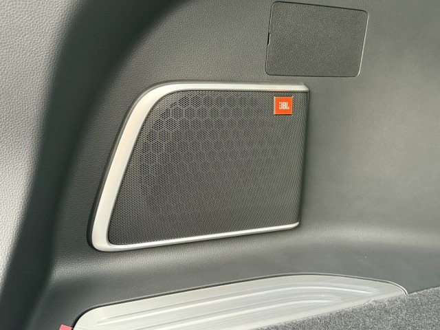 トヨタ:ハリアー