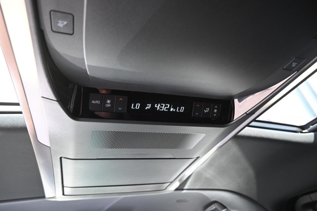 トヨタ:アルファード