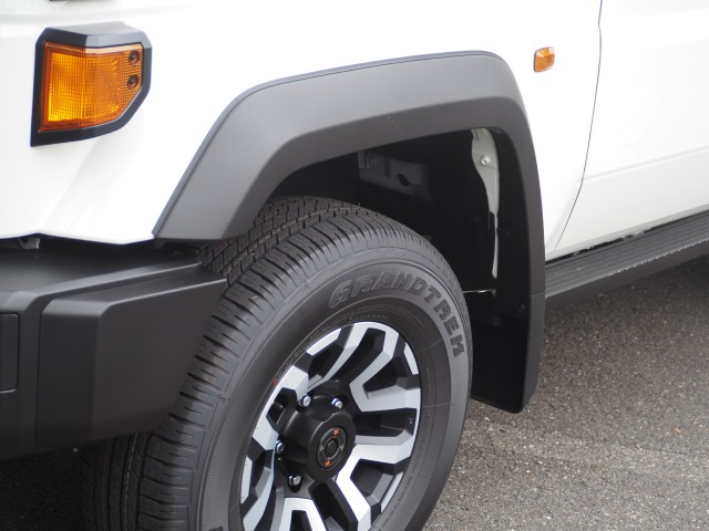 トヨタ:ランドクルーザー70