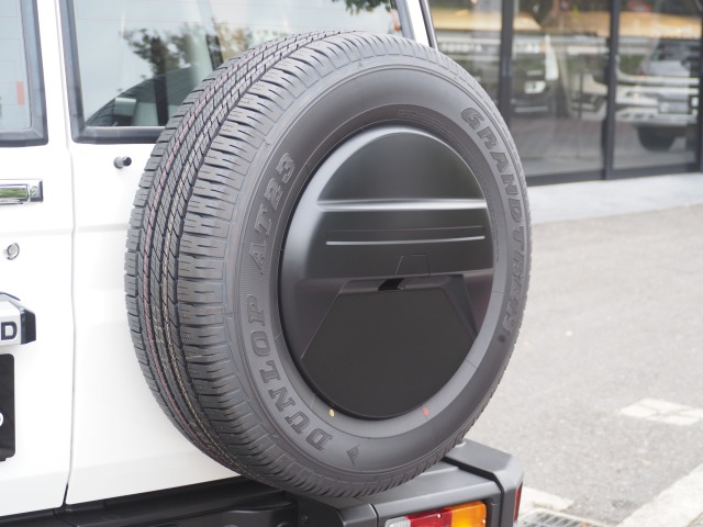 トヨタ:ランドクルーザー70