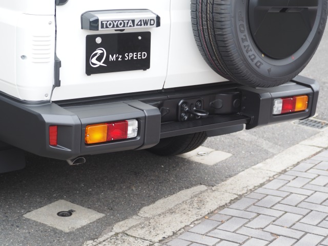 トヨタ:ランドクルーザー70