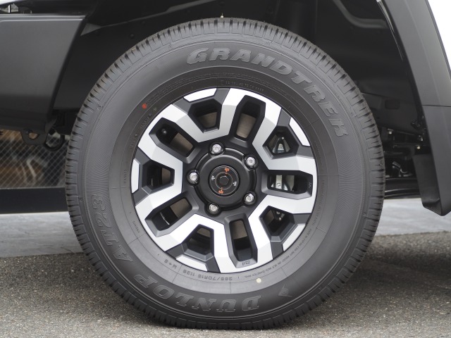 トヨタ:ランドクルーザー70