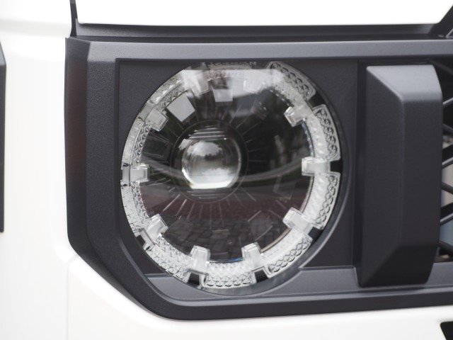 トヨタ:ランドクルーザー70