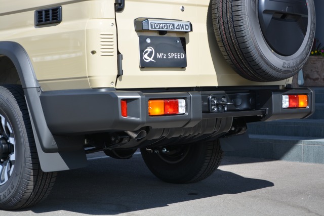 トヨタ:ランドクルーザー70