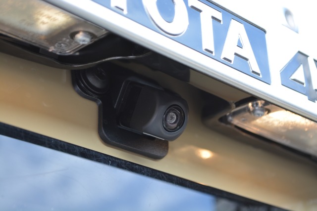 トヨタ:ランドクルーザー70