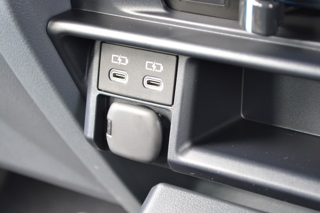 トヨタ:ランドクルーザー70