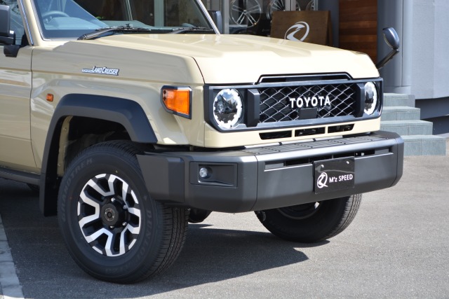 トヨタ:ランドクルーザー70