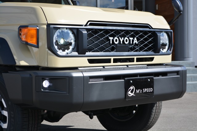 トヨタ:ランドクルーザー70