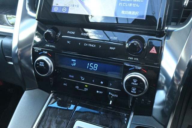 トヨタ:アルファード
