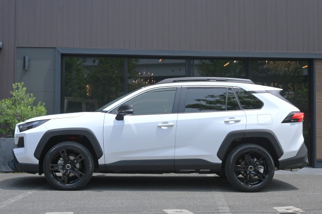 トヨタ:RAV4
