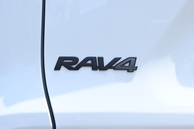 トヨタ:RAV4