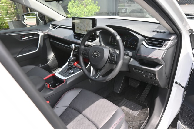 トヨタ:RAV4