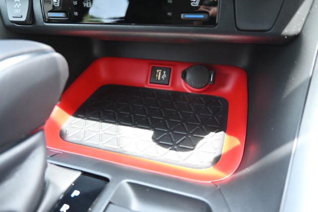 トヨタ:RAV4