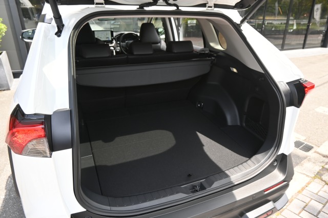 トヨタ:RAV4