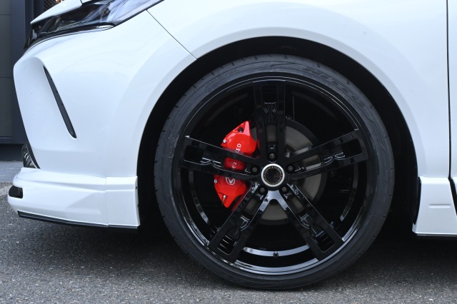 トヨタ:ハリアー