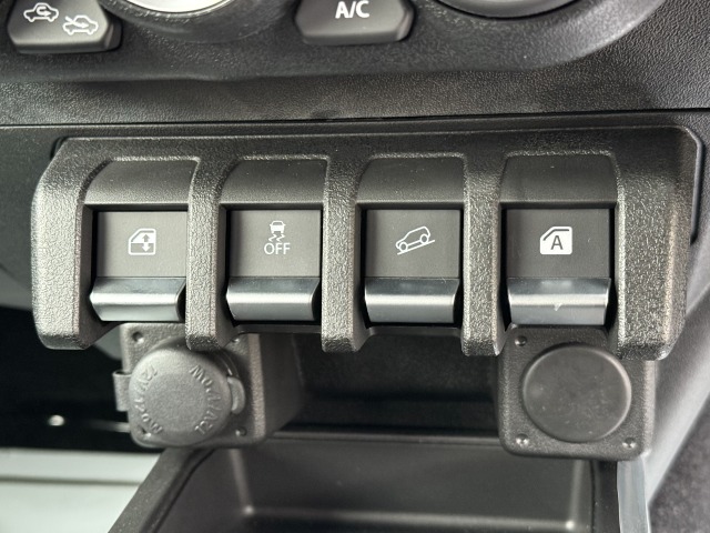 スズキ:ジムニーノマド