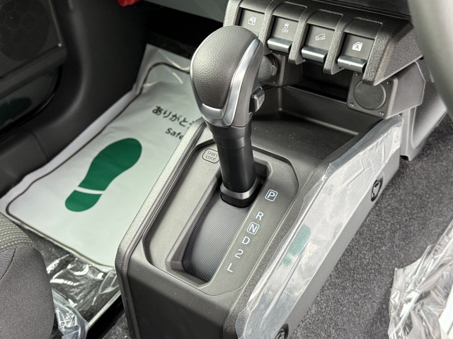 スズキ:ジムニーノマド