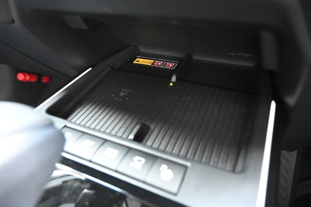 トヨタ:カローラクロス