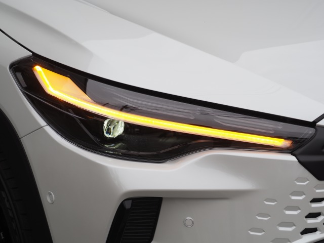 トヨタ:カローラクロス