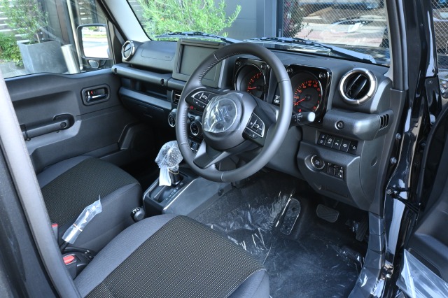 スズキ:ジムニーノマド