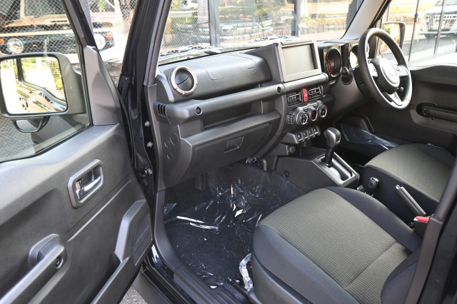 スズキ:ジムニーノマド