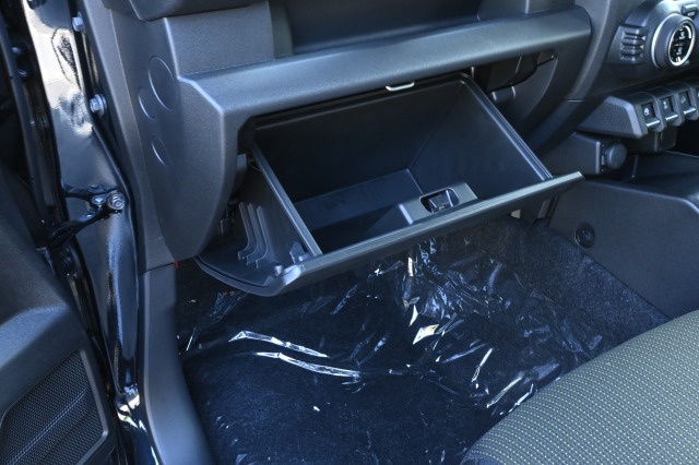 スズキ:ジムニーノマド