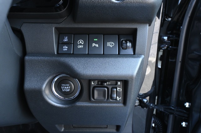 スズキ:ジムニーノマド