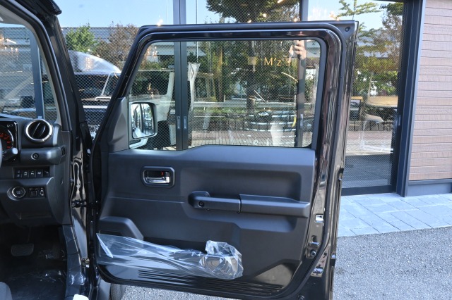 スズキ:ジムニーノマド