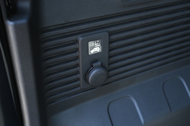 スズキ:ジムニーノマド