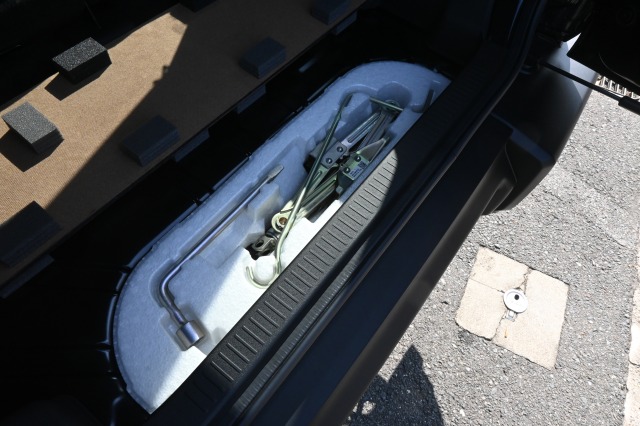 スズキ:ジムニーノマド