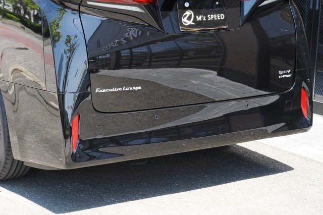 トヨタ:アルファード