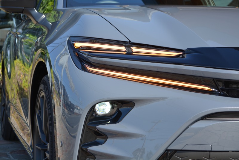 トヨタ:クラウンスポーツ