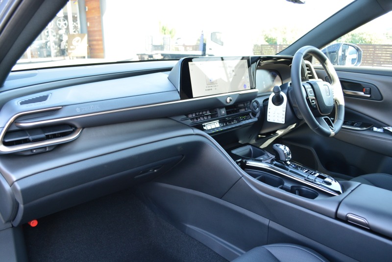 トヨタ:クラウンスポーツ