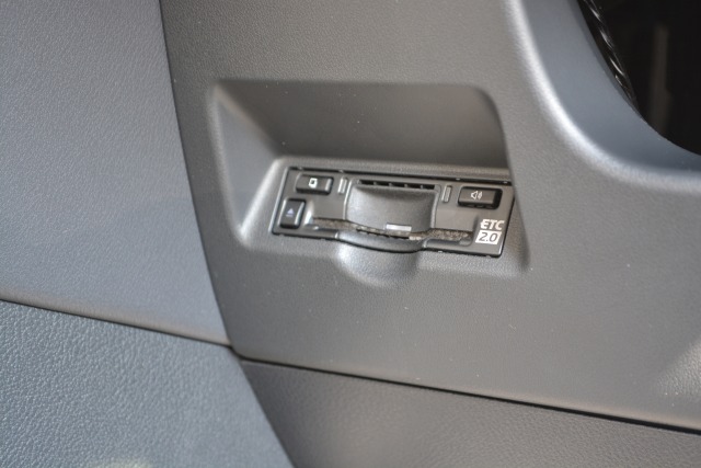 トヨタ:アルファード