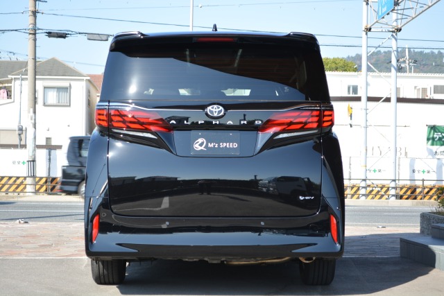 トヨタ:アルファード