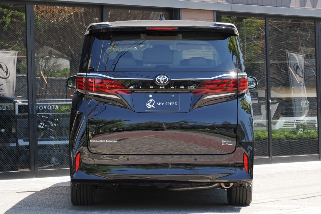 トヨタ:アルファード