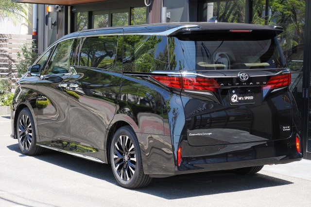 トヨタ:アルファード