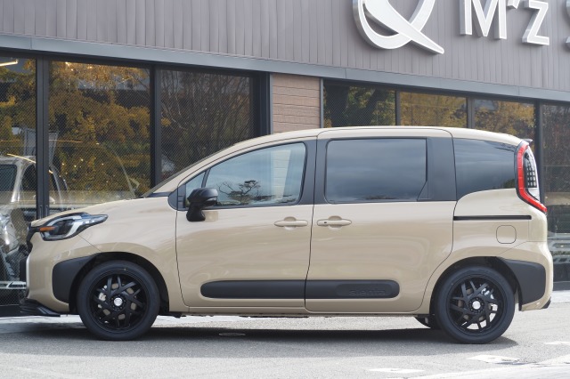 トヨタ:シエンタ